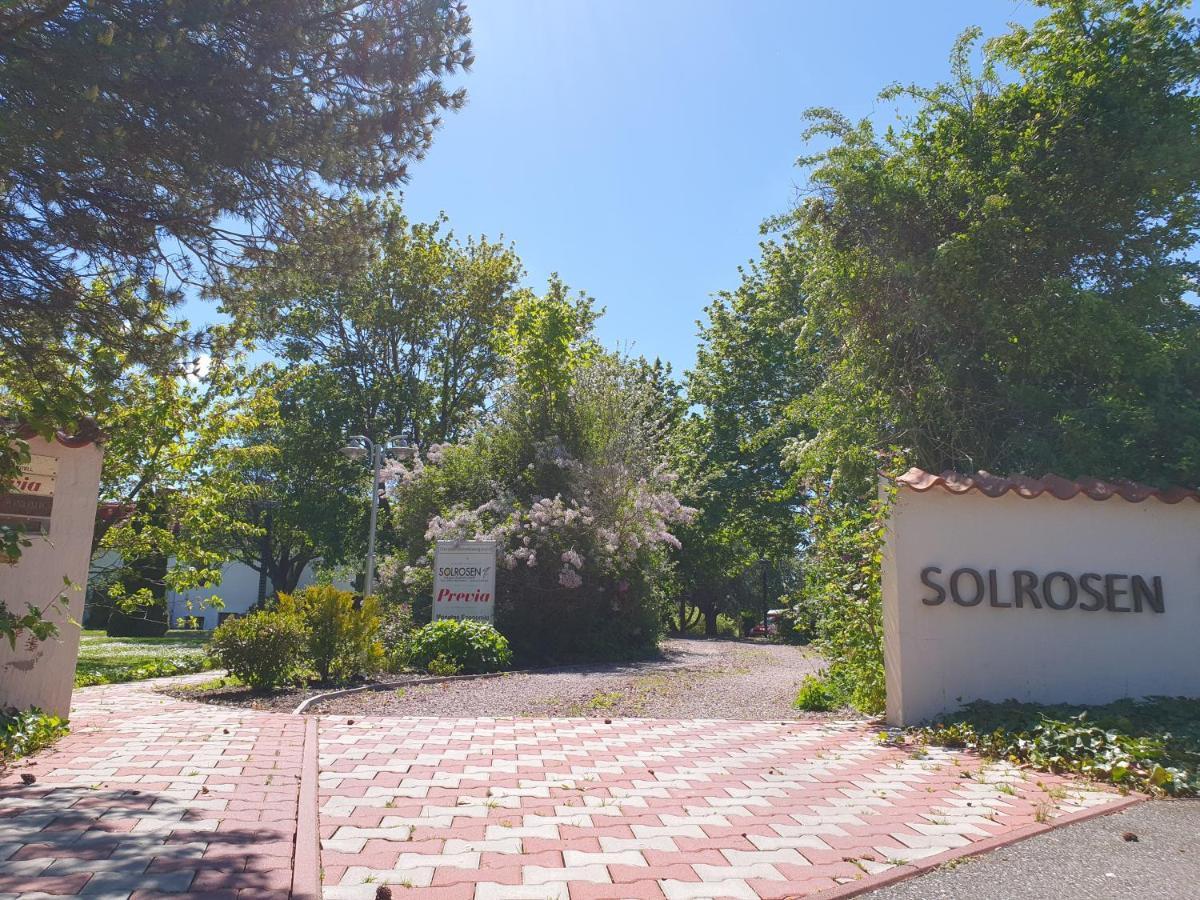 Laegenhet Thujan, Solrosen I Simrishamn-Oesterlen Exterior foto